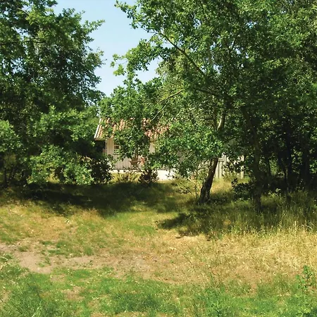 3 Bedroom Cozy In Aakirkeby